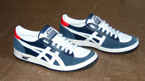 File:Asics shoes.JPG - Wikimedia Commons