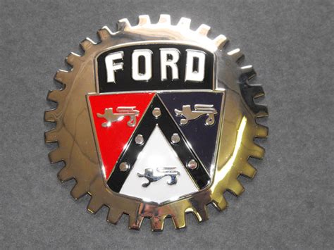 VINTAGE FORD AUTOMOBILE GRILLE BADGE – Classic Auto Spares - H.D. Rogers