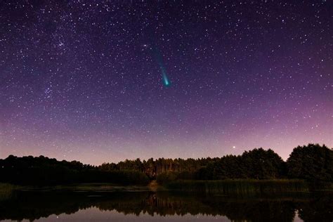 A Rare Green Comet Is Making Its First Appearance in 50,000 Years Tonight | Martha Stewart