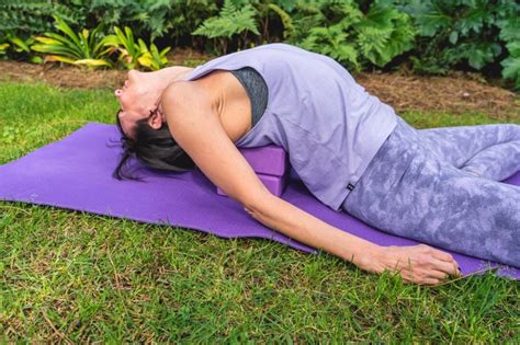 14 Benefits of Matsyasana (Fish Pose) & How to Perform?