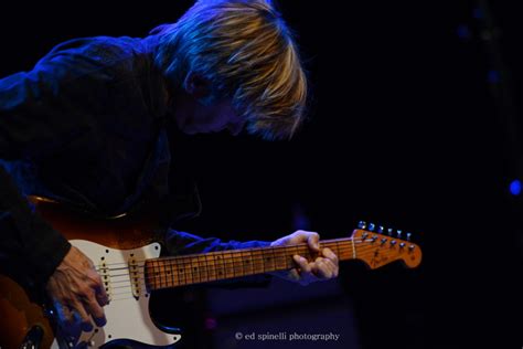 Eric Johnson live pics! : Illinois Entertainer