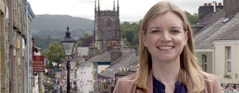 Emily Wood BBC Weather personality Spotlight, Points West, South Today | Bbc weather, Emily wood ...