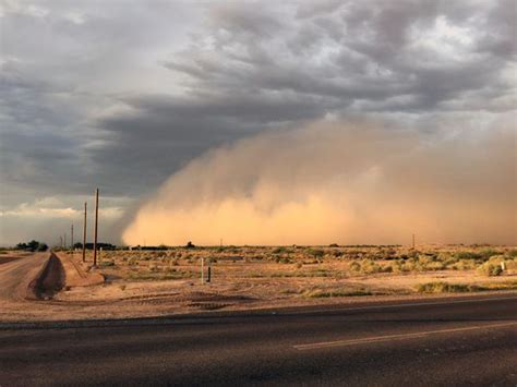 First Phoenix dust storm of 2015 in pictures and videos - Strange Sounds