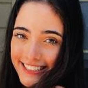 Ansley Spinks - Age, Family, Bio | Famous Birthdays