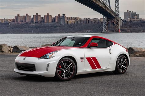 2023 Nissan Z Doesn't Look or Sound Like a Warmed-Over 370Z