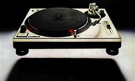 The evolution of the Technics SL-1200 turntable - an interactive ...