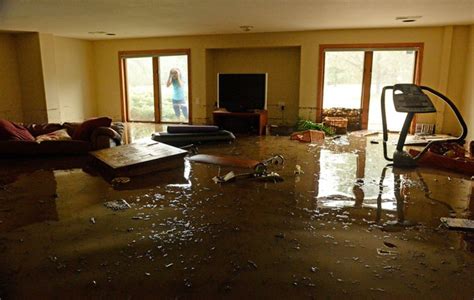 Flood insurance: Costs rising, claims 'confusing'