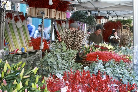 Columbia Road Christmas Flowers | London christmas, Christmas flowers ...