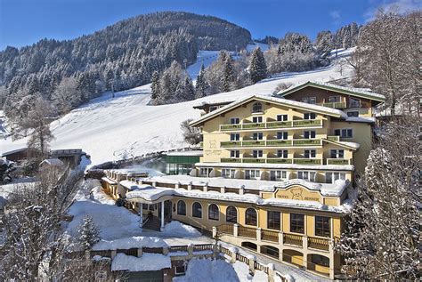 Ski Hotel Zell am See – Hotel at the Ski slope - Ski In and Ski Out in Zell am See - Hotel Berner