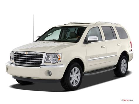 2009 Chrysler Aspen Review, Pricing, & Pictures | U.S. News