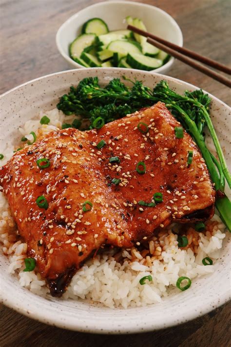 Soy Glazed Salmon (20 Minutes) - Tiffy Cooks