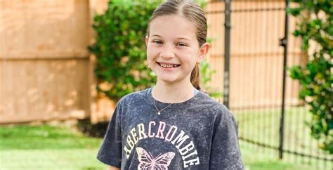 Blayke Busby: Actress? See The Tween's Stage Debut At Theater Camp