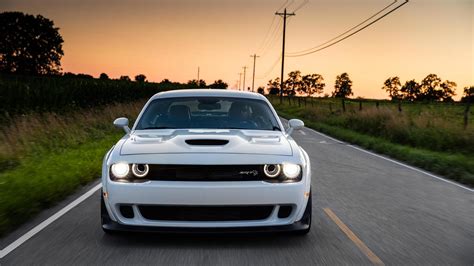 White Dodge Challenger Wallpapers - Top Free White Dodge Challenger ...