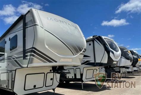 New 2022 Keystone RV Montana 3231CK Fifth Wheel RV (Floor Plan) - RVJunket