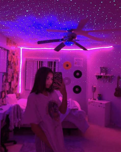 pinterest ☆ @roosmarijnns | Neon bedroom, Neon room, Aesthetic bedroom