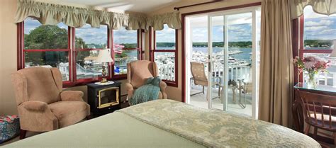 The popular Mystic Seaport room # 7 | Bed and breakfast inn, Inn ...