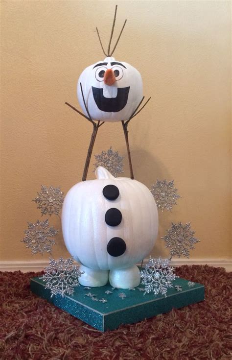 The WHOot | Halloween centerpiece, Christmas pumpkins, Frozen halloween