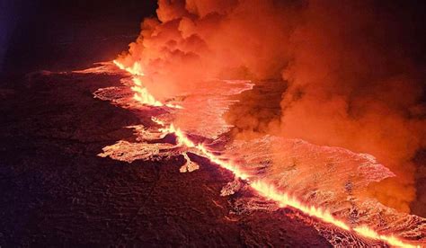 Watch: Iceland volcano erupts, spewing lava, smoke; narrow escape for ...