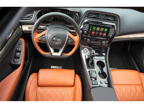 2023 Nissan Maxima Pictures: | U.S. News