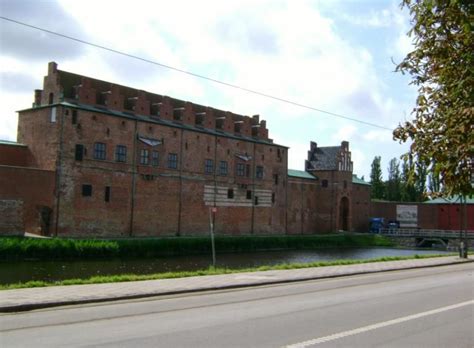 Malmo, Sweden Malmohus A castle in Malmo, Sweden. | Castle, Travel ...