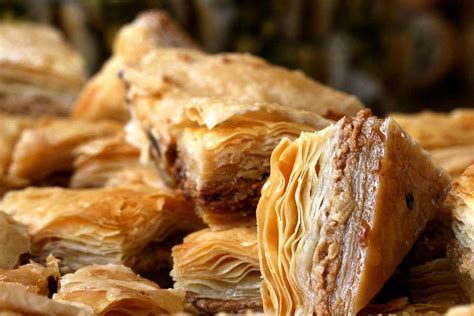 Best Arabic Baklava Recipe - Cuisine Tutor