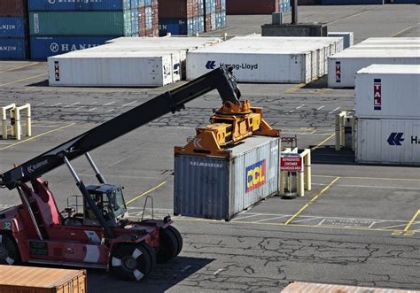 Feds pile more charges on longshoremen, trying to block pursuit of Portland jobs - oregonlive.com