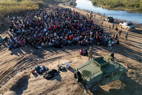 Eagle Pass faces unprecedented migrant surge: Border Patrol sources ...