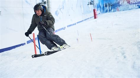 How to parallel ski | The Snow Centre Hemel Hempstead