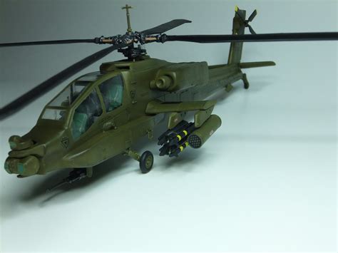 Plastic Models on the Internet: Helicopters vol.1: Hughes AH64A Apache