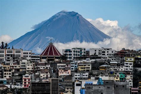 Ambato y el volcan Tungurahua – Living Ecuador Travel