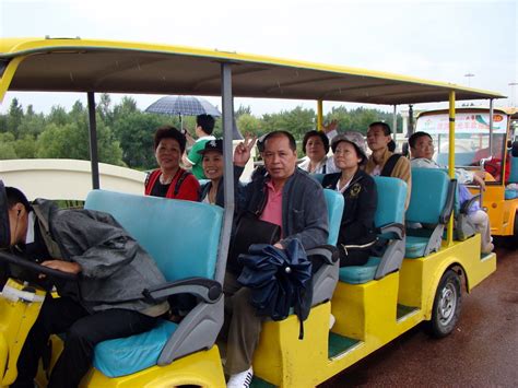 1008 哈爾濱 太陽島公園 園藝造型 電瓶車 火車 自駕代步車(黑龍江旅遊)-11 | ㊣台灣7-10旅遊聯盟【超凡旅… | Flickr