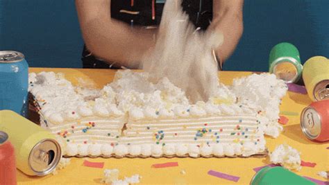 Birthday Cake GIFs - Find & Share on GIPHY