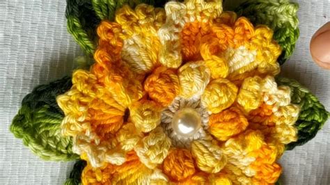 Flower Crafts, The Creator, Flowers, Polka Dot Rug, Knit Baby Booties ...