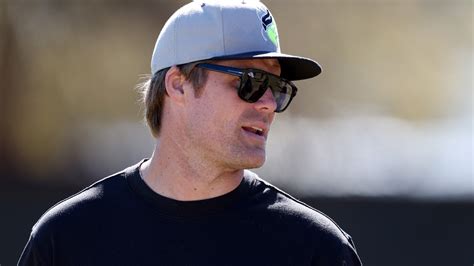 Greg Olsen Fires Warning Shot At Tom Brady About FOX Future