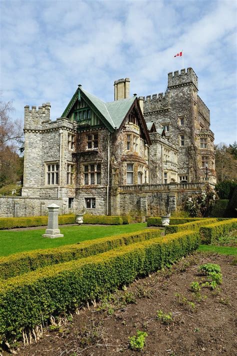Garden in Hatley castle stock photo. Image of decorations - 14585140