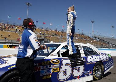 Mark Martin wins pole for NASCAR Sprint Cup Series race at Phoenix International Raceway ...