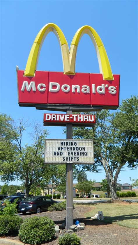 McDonald's sign | McDonald's #4684 5050 Old Bumcombe Road, U… | Flickr