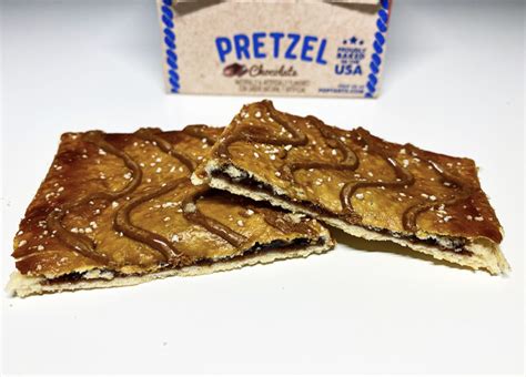 REVIEW: Kellogg's Pretzel Pop Tarts (Chocolate) - Junk Banter