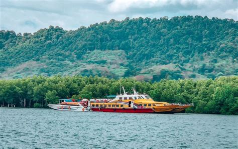 Phuket to Phi Phi Ferry | The best way between Phuket and Koh Phi Phi