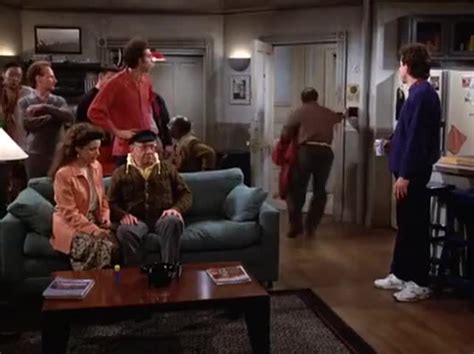 YARN | Noel! | Seinfeld (1989) - S03E14 The Pez Dispenser | Video clips by quotes | 7da1f120 | 紗