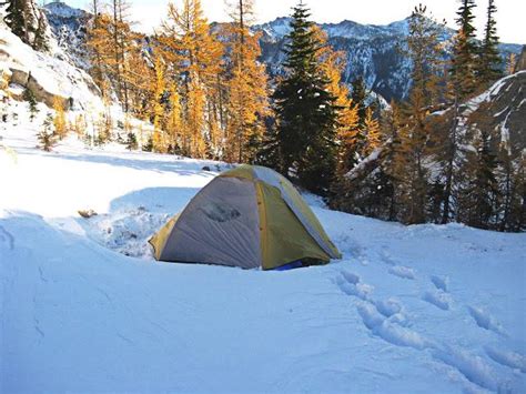 Winter Tent Camping: How to Set Up a Tent in Snow | The Adventurerr