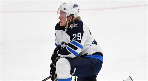 Report: Patrik Laine isn't happy with his usage, linemates