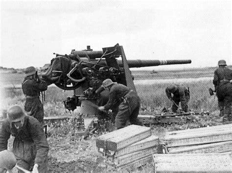 German 88mm artillery in action | Artillery, German army, World war two