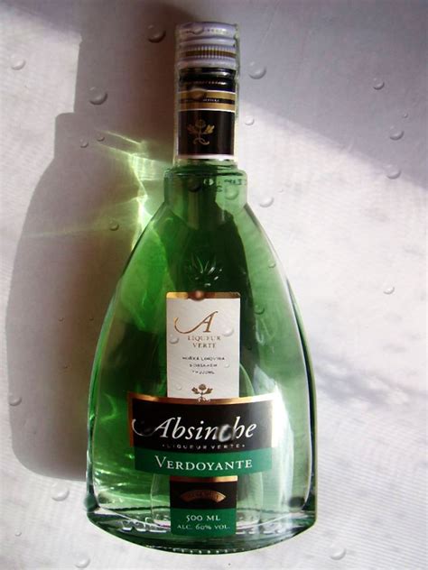 File:04981 Absinthe Verdoyante - Bohemian green absinthe, 2011.jpg ...