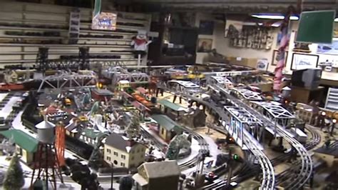 Large O Gauge Train Layout - YouTube