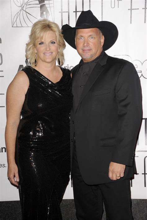 Celebrity Wedding Anniversary: Garth Brooks and Trisha Yearwood 10/12/2005