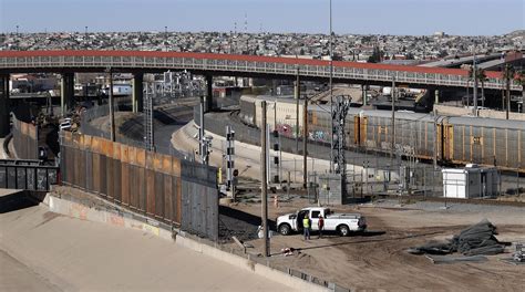 El Paso bristles at claim that wall made city safe | The Spokesman-Review