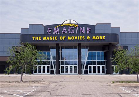 minneapolis movie theaters with alcohol - Kelsi Hobson