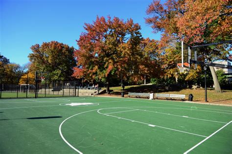 St. James Park : NYC Parks