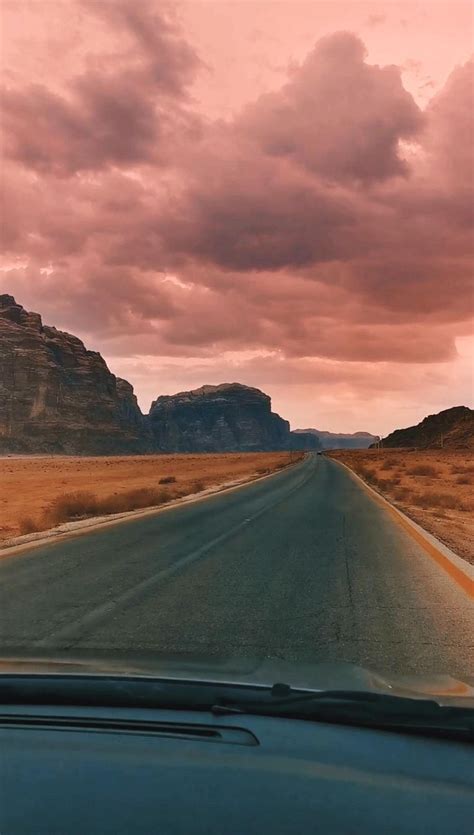 Desert Road Trip [Video] | Road trip photography, Landscape photography, Sunset photography